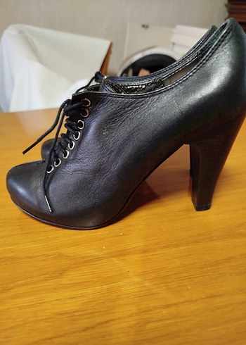 İTALYA Le Scarpe   Deri Bağcıklı Stiletto Topuklu - Görsel 4