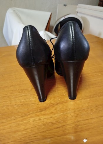 İTALYA Le Scarpe   Deri Bağcıklı Stiletto Topuklu - Görsel 3