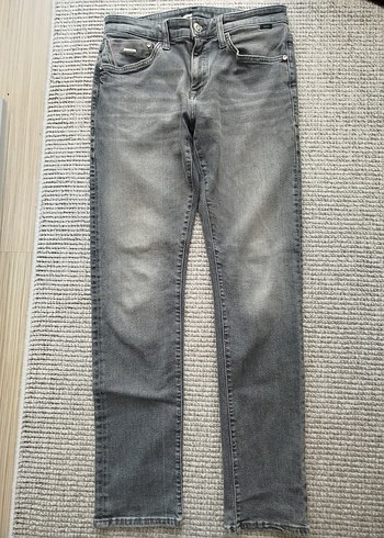 Mavi sıfır ayarında Jake modeli jeans - Görsel 2