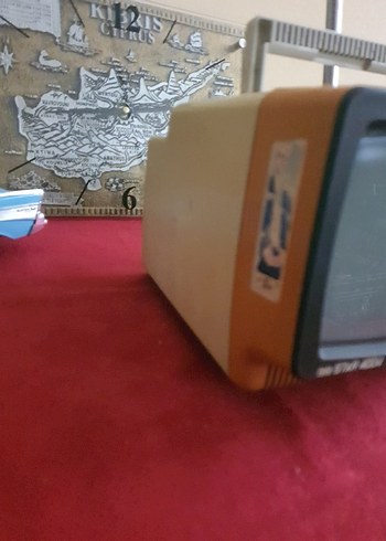 Sarı Retro Mini Televizyon Monitör - Görsel 8