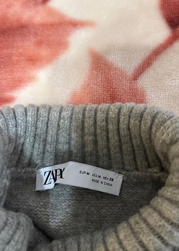 Gri Boğazlı Kadın Yün Kazak - Görsel 7