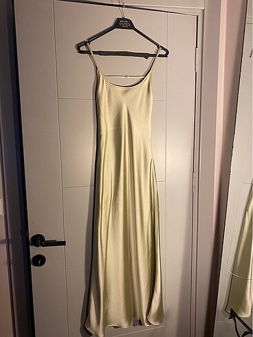 Zara su yeşili saten elbise