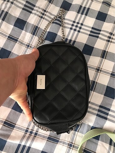 Bershka Temiz kullanıslı çanta