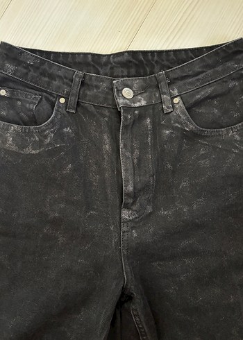 s Beden Siyah ,gümüş leoparlı Bol Kesim Denim Pantolon