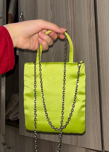Parlak Yeşil Fermuarlı Kadın Çantası - Görsel 3