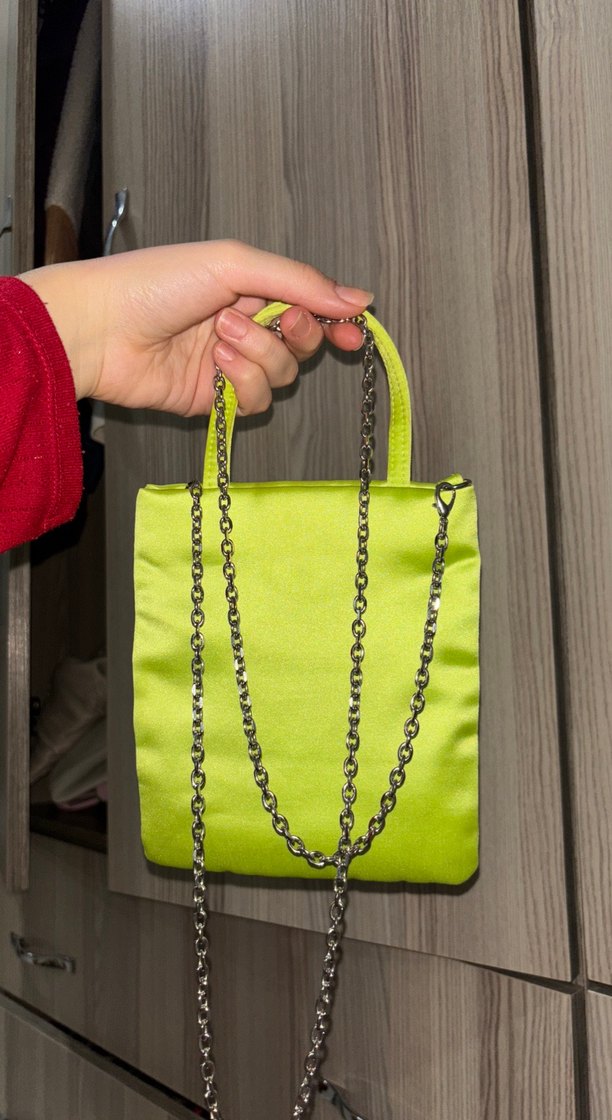 Parlak Yeşil Fermuarlı Kadın Çantası - Görsel 3