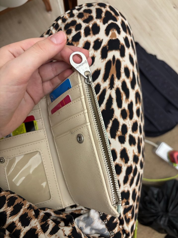 Pastel Desenli Kadın Cüzdanı Fermuarlı - Görsel 5