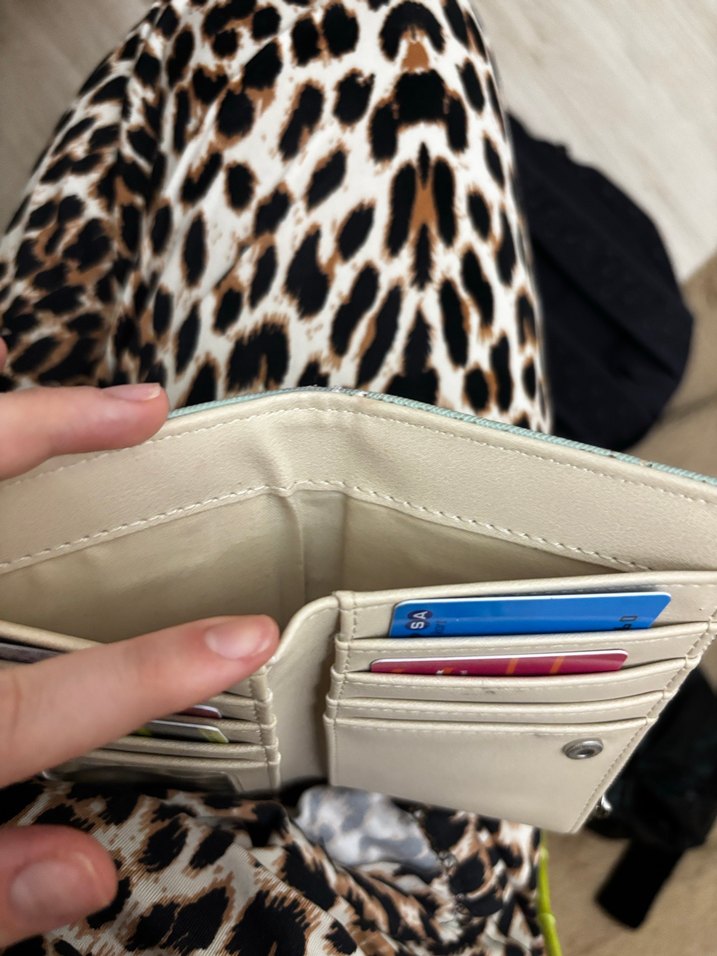 Pastel Desenli Kadın Cüzdanı Fermuarlı - Görsel 4