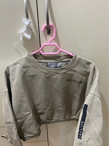 Pull and Bear Sweatshirt