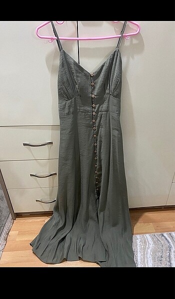 LC Waikiki Midi boy elbise