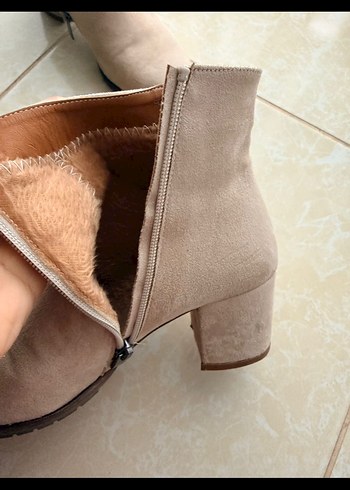 Bej Süet Kadın Topuklu Bot - Görsel 4