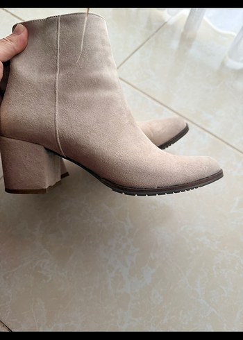 Bej Süet Kadın Topuklu Bot - Görsel 5