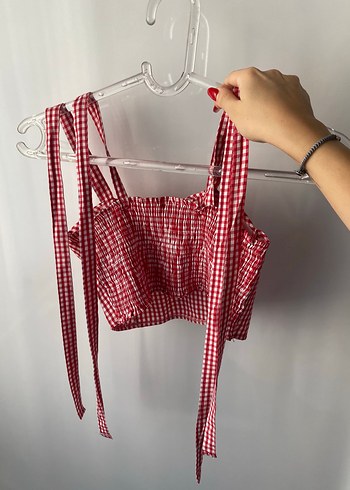 34 Beden kırmızı Renk Pötikareli Mini Etek ve Askıları Bağlamalı Üst Takım