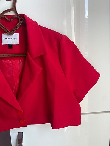 l Beden kırmızı crop blazer