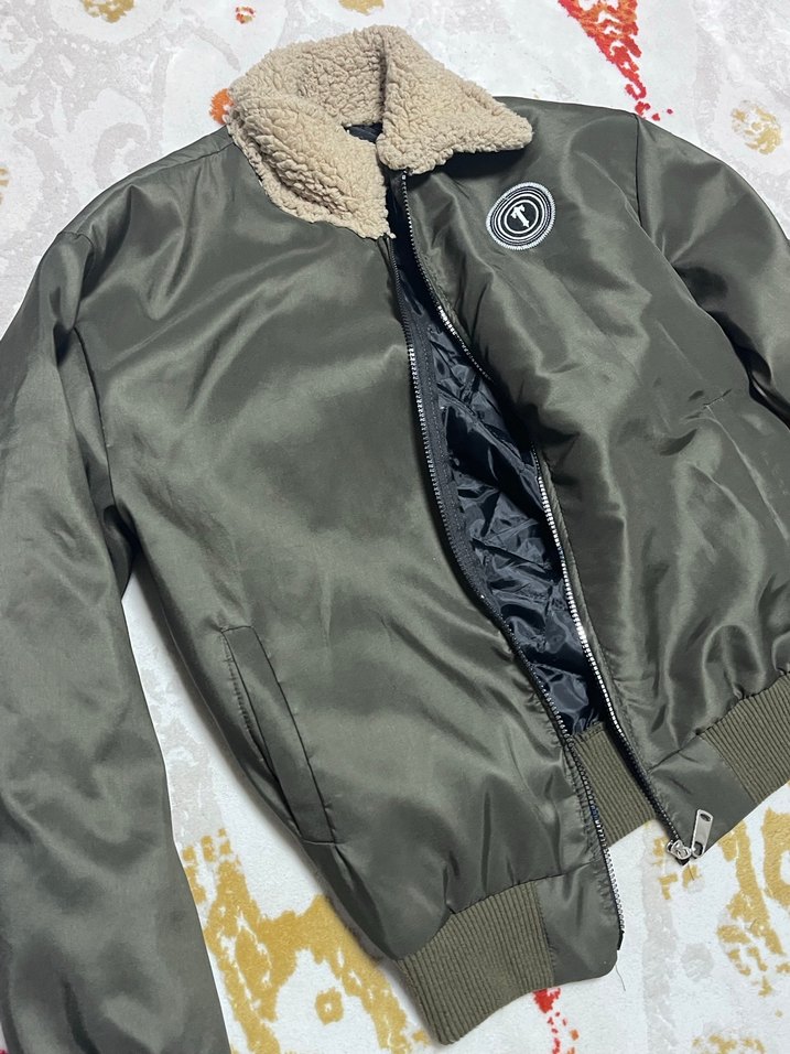 Trapstar yeşil ceket - Görsel 3