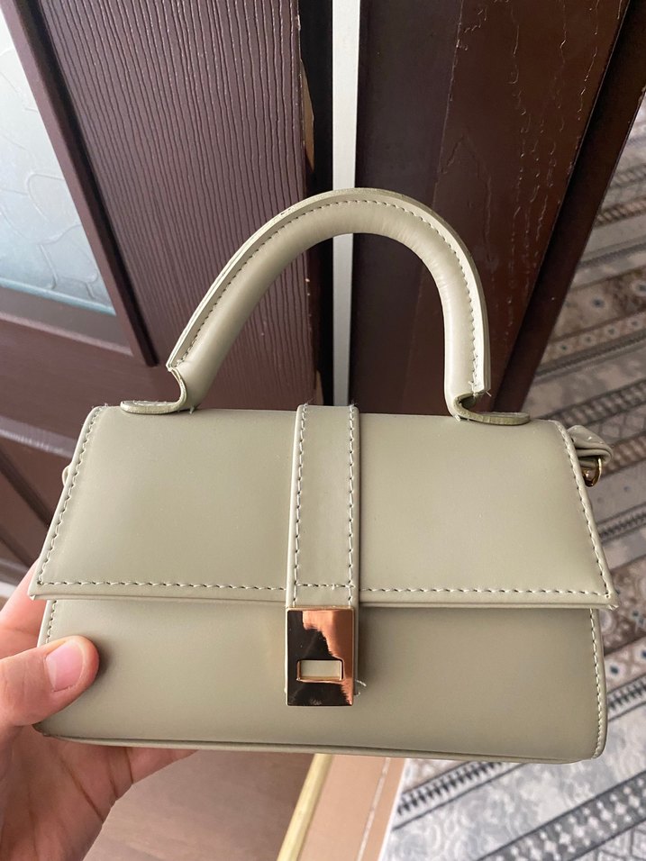 Kadın Çağla Yeşili Deri Kemerli El Çantası - Görsel 2