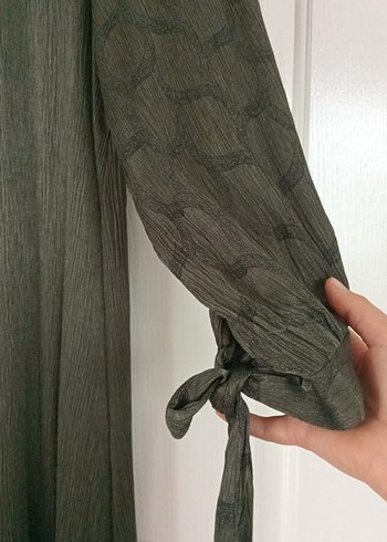 Haki tesettür elbise - Görsel 5