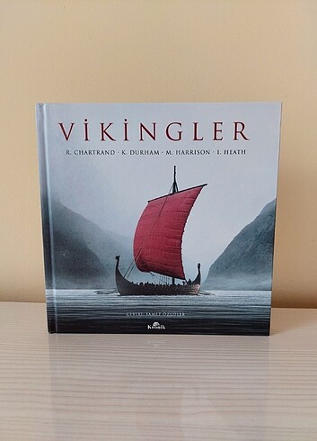 Vikingler - Osprey Resimli Tarih Dizisi ( Ciltli )