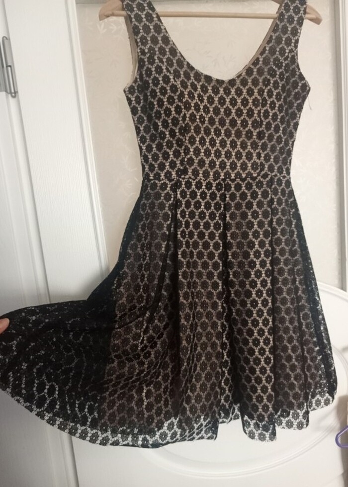 Siyah dantelli elbise  - Görsel 3