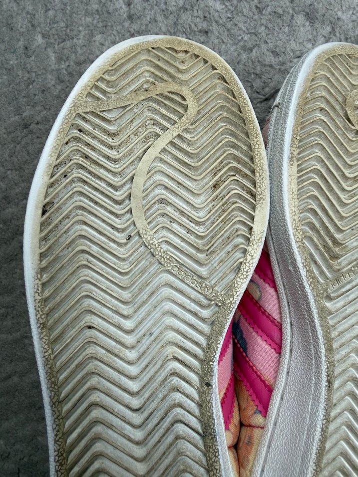 Pembe Çiçekli Adidas Superstar Sneaker — görsel 9/12