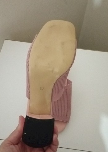 Pembe Kadın topuklu Terliği Pliseli Tasarım - Görsel 4