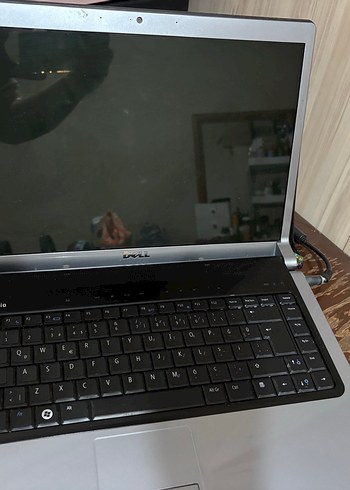 Siyah Dell Dizüstü Bilgisayar - Görsel 5