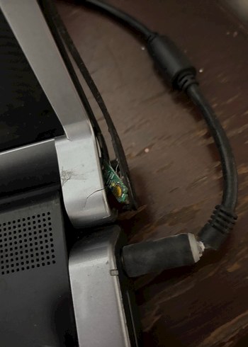 Siyah Dell Dizüstü Bilgisayar - Görsel 4