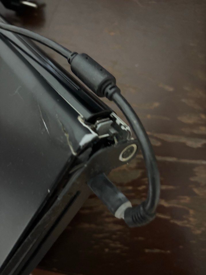 Siyah Dell Dizüstü Bilgisayar - Görsel 2