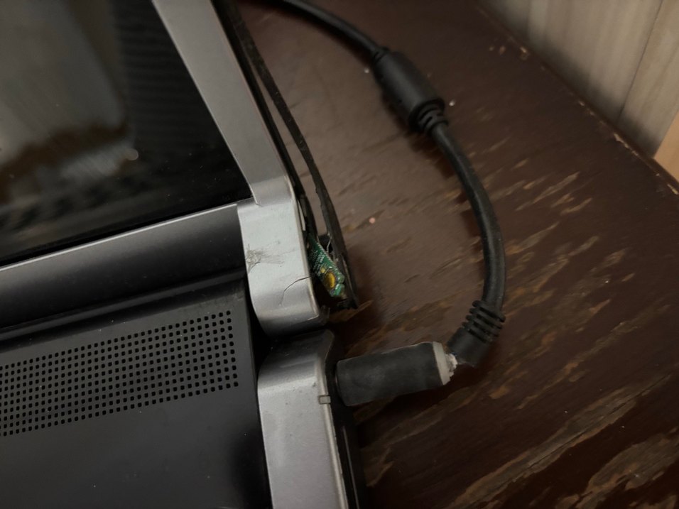 Siyah Dell Dizüstü Bilgisayar - Görsel 4