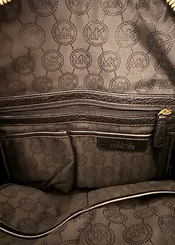 Beden siyah Renk Michael Kors Siyah Deri Tokalı Kadın Çanta