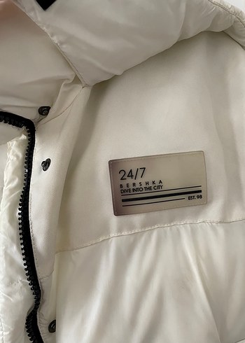 Bershka BERSHKA /Beyaz Şişme Kadın Mont