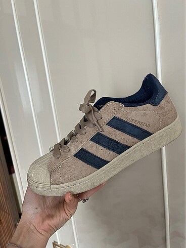 Adidas superstar