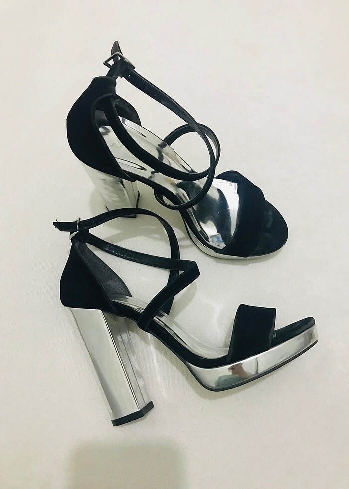 Topuklu ayakabı - Görsel 3