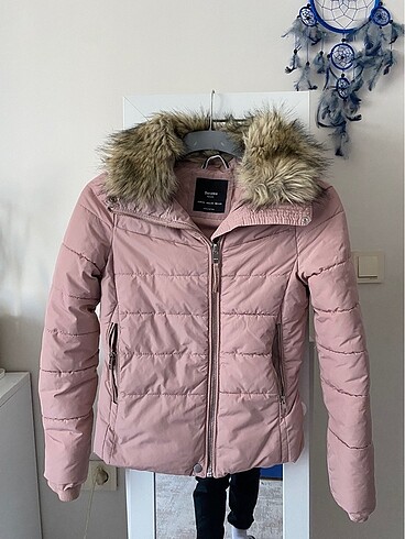Bershka mont