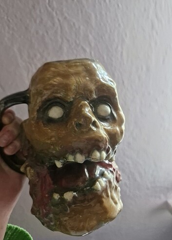  Seramik zombi kupa 