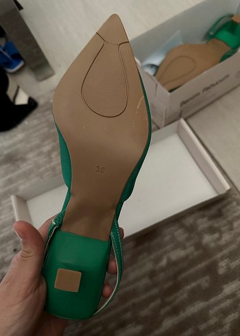 Yeşil Parlak Taşlı Stiletto Kadın Abiye Ayakkabı - Görsel 4