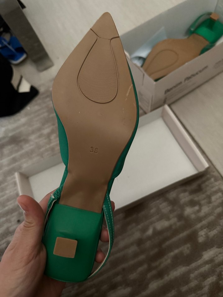 Yeşil Parlak Taşlı Stiletto Kadın Abiye Ayakkabı - Görsel 4