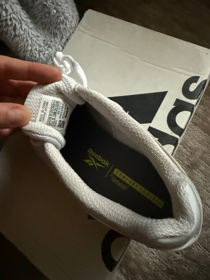 Beyaz Bağcıklı Reebok Spor Ayakkabı - Görsel 3