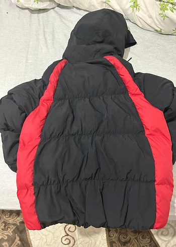 Kırmızı-Siyah Kapüşonlu Erkek Kışlık Mont - Görsel 2