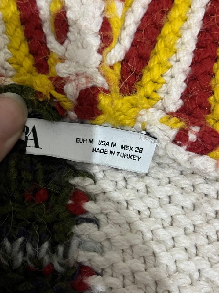 Kapüşonlu, Uzun Kollu Çok Renkli Örgü Hırka - Görsel 5