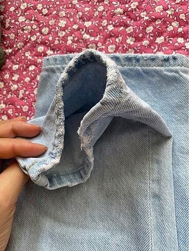36 Beden mavi Renk bershka mom jean