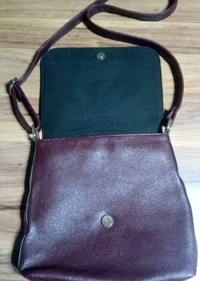 Kadın kol çantası - Görsel 2