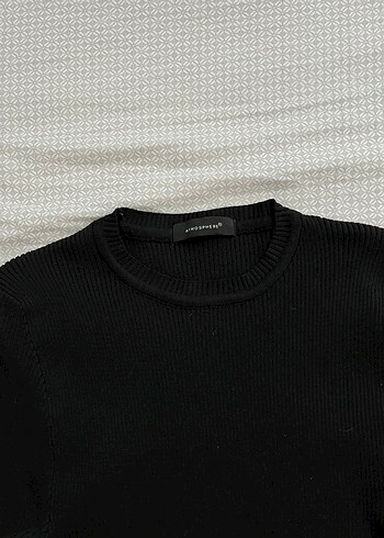 Siyah tişört - Görsel 3