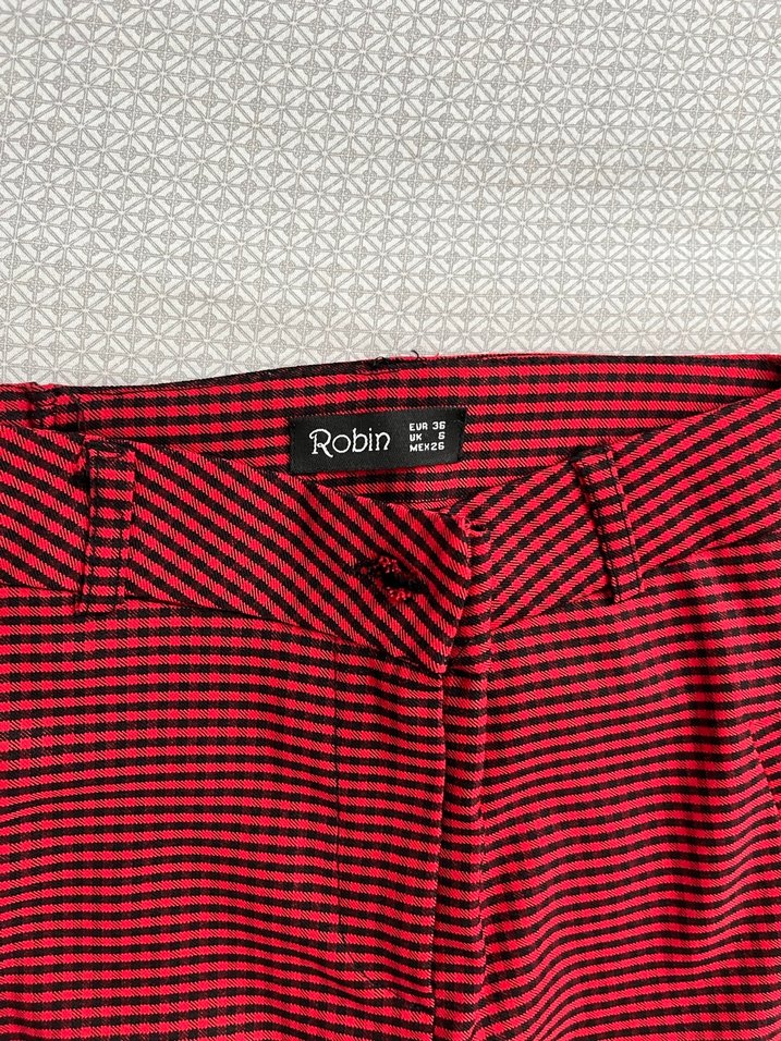 Kırmızı Pilili Kadın Kumaş Pantolon - Görsel 2