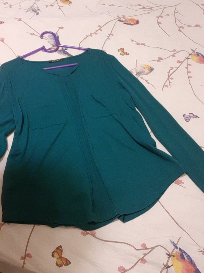 Kadın Yeşil V Yaka Uzun Kollu Gömlek - Görsel 3