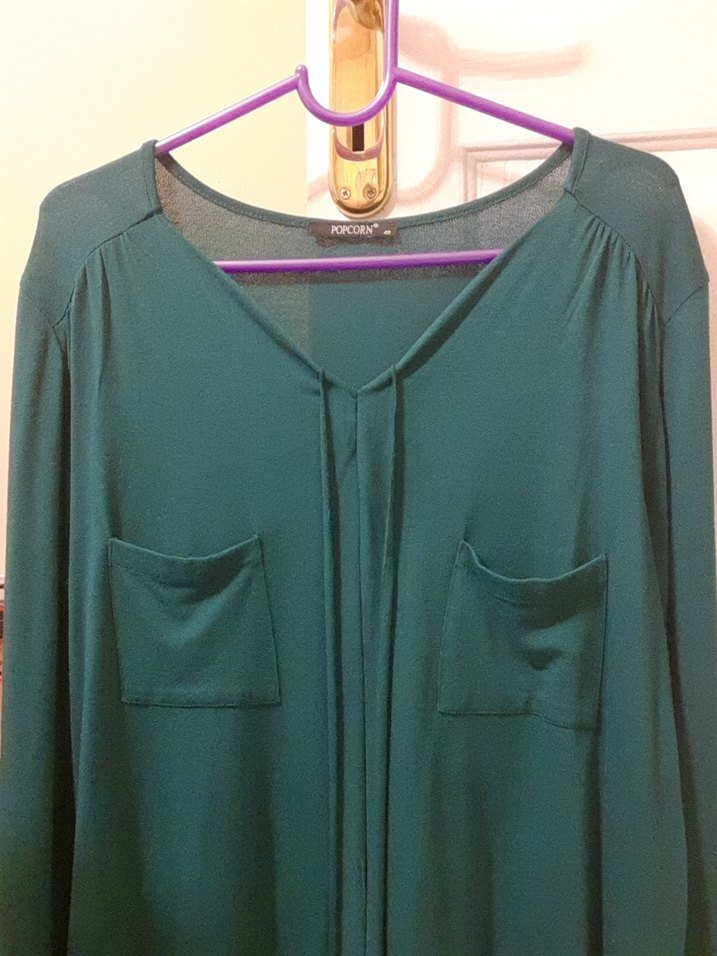 Kadın Yeşil V Yaka Uzun Kollu Gömlek - Görsel 2