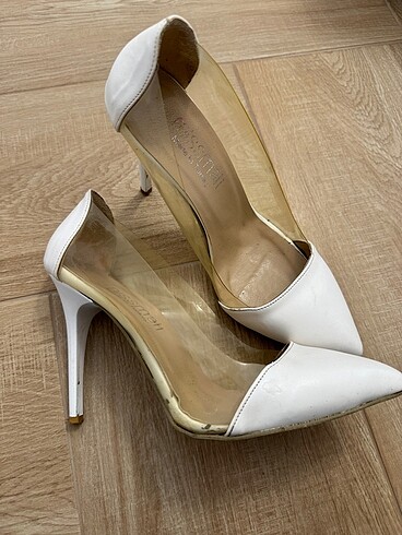 Diğer Stiletto