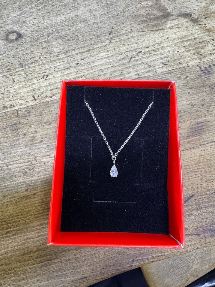 Minimalist Zincir Detaylı Beyaz gümüş kolye - Görsel 3