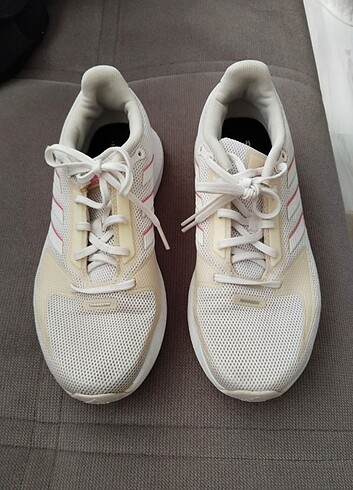 Adidas bayan ayakkabı