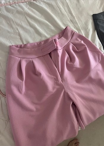 Trendyol & Milla Piliseli Pembe Kadın Midi Kumaş Pantolon